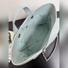 Пляжная сумка CHANEL 26C из телячьей 