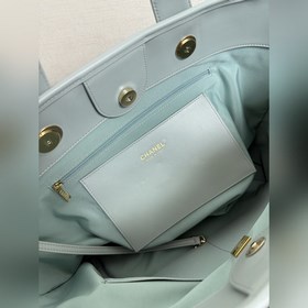 Пляжная сумка CHANEL 26C из телячьей 