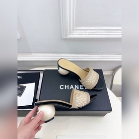 CHANEL Клетистая сумочка 26ss Нови