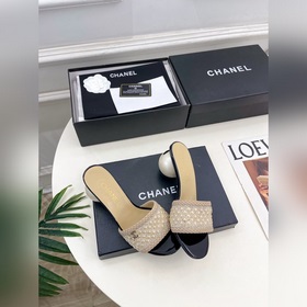 CHANEL Клетистая сумочка 26ss Нови