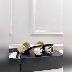 CHANEL Клетистая сумочка 26ss Нови
