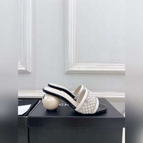 CHANEL Клетистая сумочка 26ss Нови