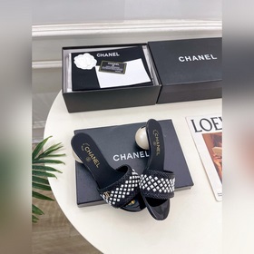 CHANEL Клетистая сумочка 26ss Нови