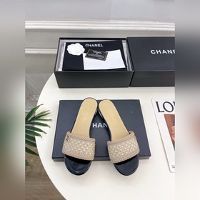 CHANEL Клетистая «26SS» Новая колл