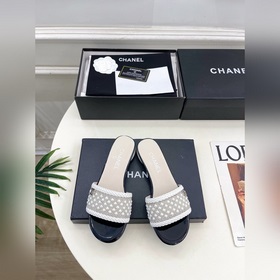 CHANEL Клетистая «26SS» Новая колл