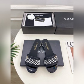 CHANEL Клетистая «26SS» Новая колл