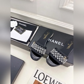 CHANEL Клетистая «26SS» Новая колл