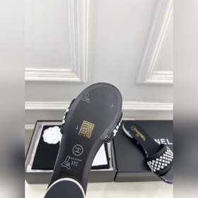 CHANEL Клетистая «26SS» Новая колл
