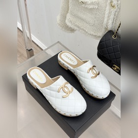 Классические сандалии CHANEL с металли
