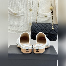 Классические сандалии CHANEL с металли
