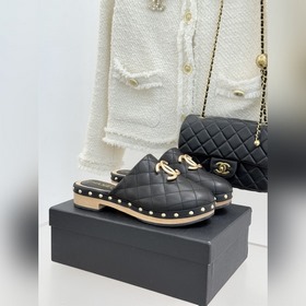 Классические сандалии CHANEL с металли