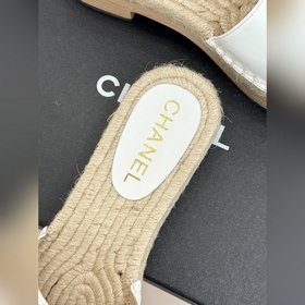 CHANEL： Классическая весенне-летняя ко