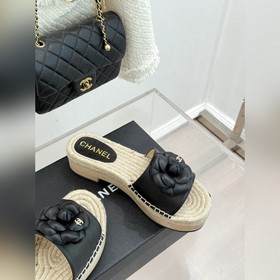 CHANEL： Классическая весенне-летняя ко