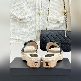 CHANEL： Классическая весенне-летняя ко