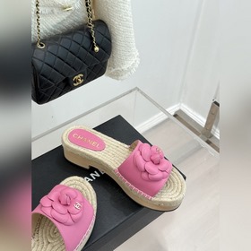 CHANEL： Классическая весенне-летняя ко