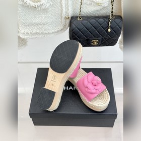 CHANEL： Классическая весенне-летняя ко