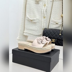 CHANEL： Классическая весенне-летняя ко