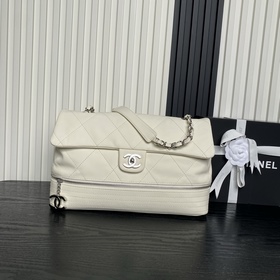 Винтажная сумка Chanel в стиле «аэропо