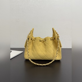 Оригинальная кожаная сумка CHANEL 26C 