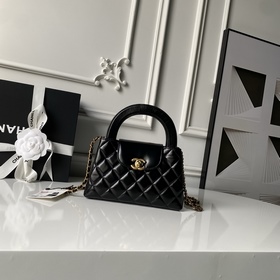 Великолепная модель CHANEL 25AS4416 [
