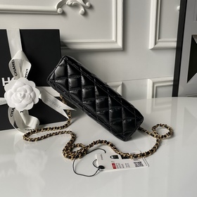 Великолепная модель CHANEL 25AS4416 [