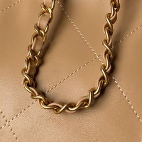 Сумка Chanel 26C из ранневесенней колл