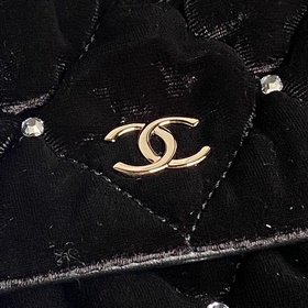 Вечерняя сумочка Chanel 24B AP4129： хо