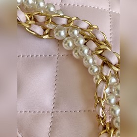 Сумка-ланчбокс из серии 26C с жемчужн