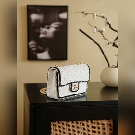 Chanel 25SS Коллекция сумок с пайетка