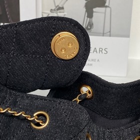 Сумка Chanel 25C из коллекции HOBO BAG