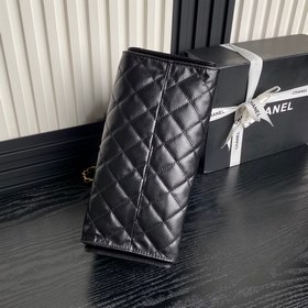 Сумка Chanel 25C из коллекции HOBO BAG