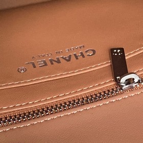 Chanel 25B — великолепная сумка из сер