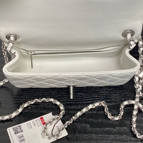 Chanel 25B — великолепная сумка из сер