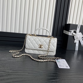 Chanel 24B Trendy CC — просто потрясаю