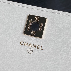 Chanel 24B Trendy CC — просто потрясаю