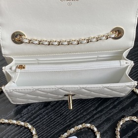 Chanel 24B Trendy CC — просто потрясаю