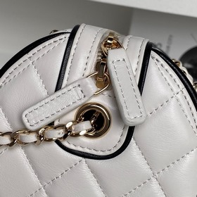 Chanel 25 Весенне-летняя коллекция «Б