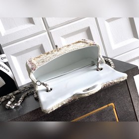 Эксклюзивная оригинальная модель CHAN