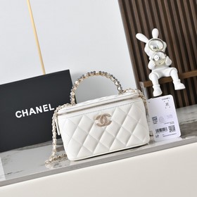 Chanel 24 WOC с жемчужными ручками рел
