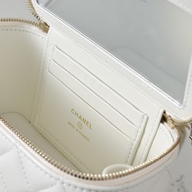 Chanel 24 WOC с жемчужными ручками рел