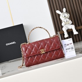 Сумка CHANEL 22B с ручкой из эмали с