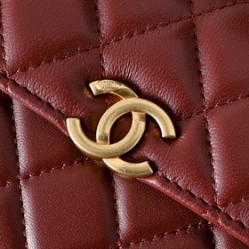Сумка CHANEL 22B с ручкой из эмали с 