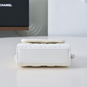 Детали ручки сумочки Chanel 26C с жем