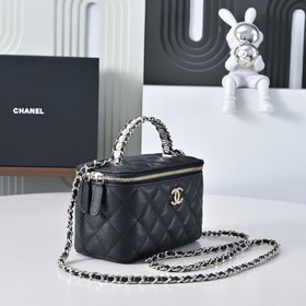 Косметичка 26C с ручкой из перламутра 