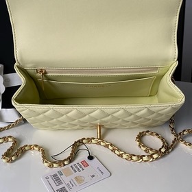 Сумка Chanel 25K с ручкой, украшенной 
