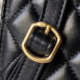 Chanel 25B — классическая модель в рет
