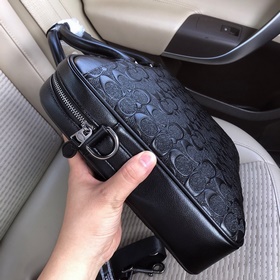 Топовая версия COACH в полной фирменно