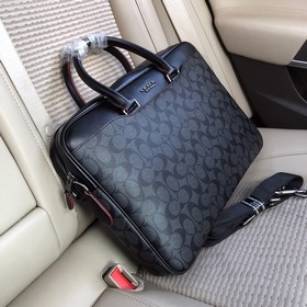 Топовая версия COACH в полной фирменно