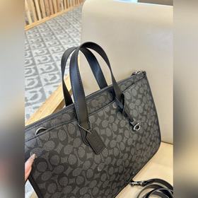 Топовая версия COACH в полной фирменно