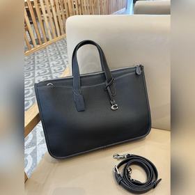Топовая версия COACH в полной фирменно